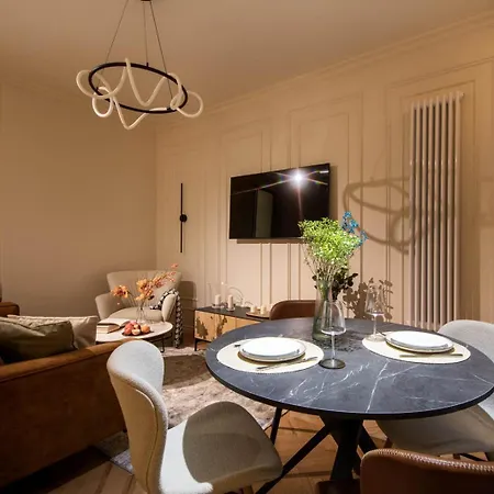 Апартаменты Stunning 2bed With Terrace And Parking