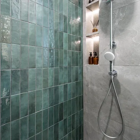 Apartment Stunning 2bed With Terrace And Parking Warschau