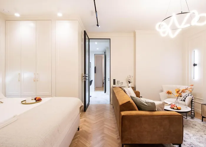 Apartament Stunning 2bed With Terrace And Parking Warszawa